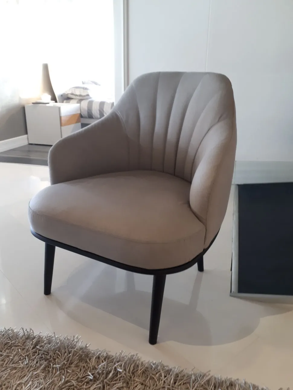 Poltrona Poltrona modello aaron Le comfort in Tessuto SCONTATA