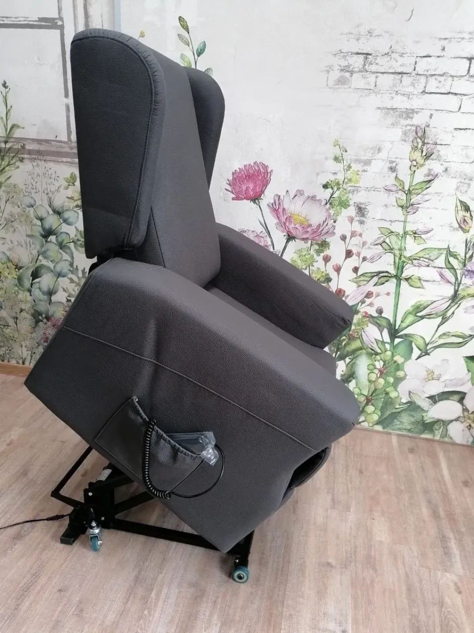 Poltrona relax in Ecopelle Arabella Stones scontata