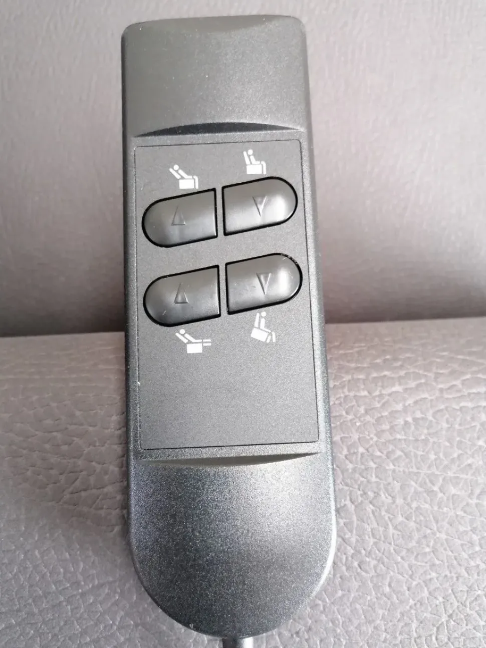 Poltrona relax in Ecopelle Arabella Stones scontata