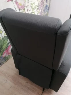 Poltrona relax in Ecopelle Arabella Stones scontata