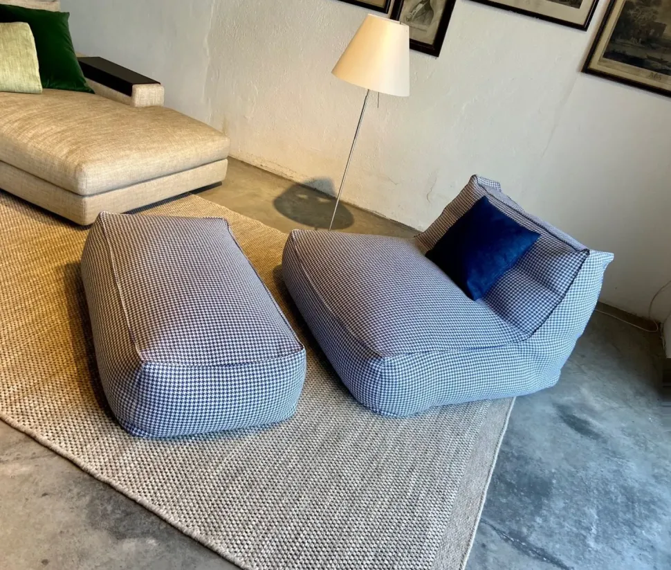 Poltrona relax in Tessuto Poltrona e pouff zoe Verzelloni scontata