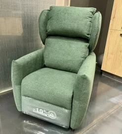 Poltrona relax modello Camilla a marchio Spazio relax in offerta