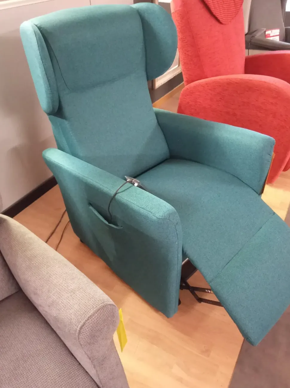 Poltrona Rita con movimento relax a marchio Vitarelax con uno sconto imperdibile