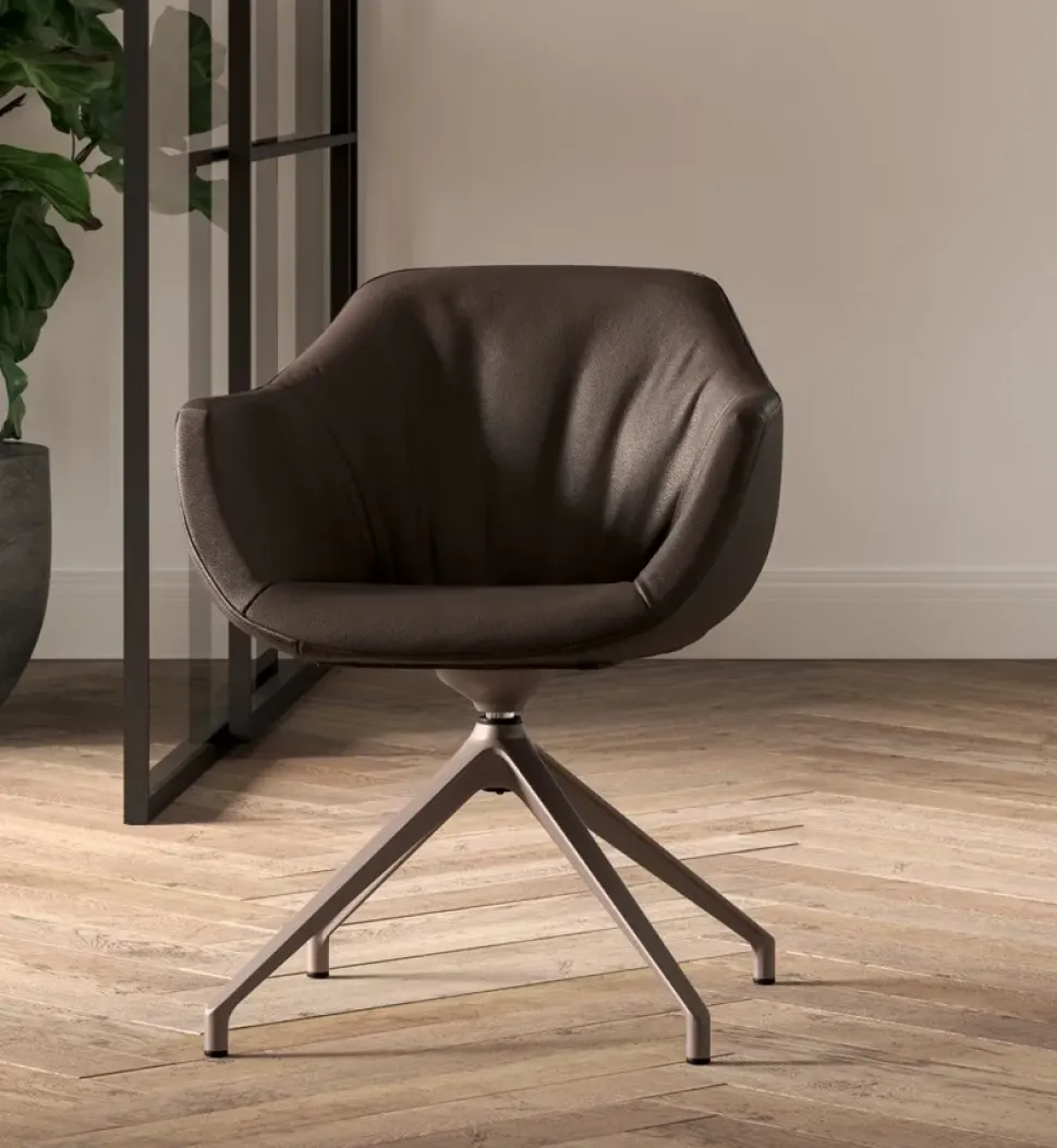 Poltroncina Halia Con seduta fissa a marchio Ozzio in offerta