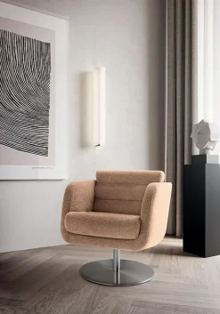 Poltroncina in stile design modello Tubes Felis a prezzo ribassato