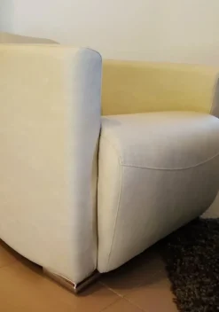 Poltroncina in stile design modello Carmen Artigianale a prezzo scontato