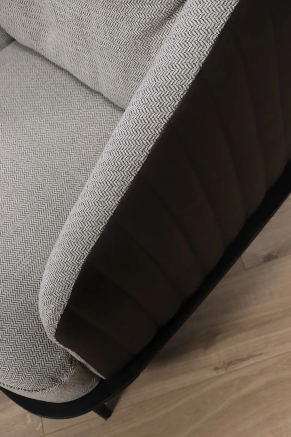 Poltroncina Lala Con seduta fissa Le comfort a prezzi convenienti