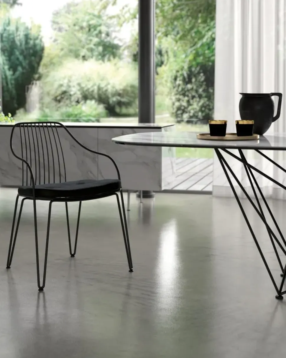 Poltroncina Lira Con seduta fissa a marchio Ozzio in Offerta Outlet