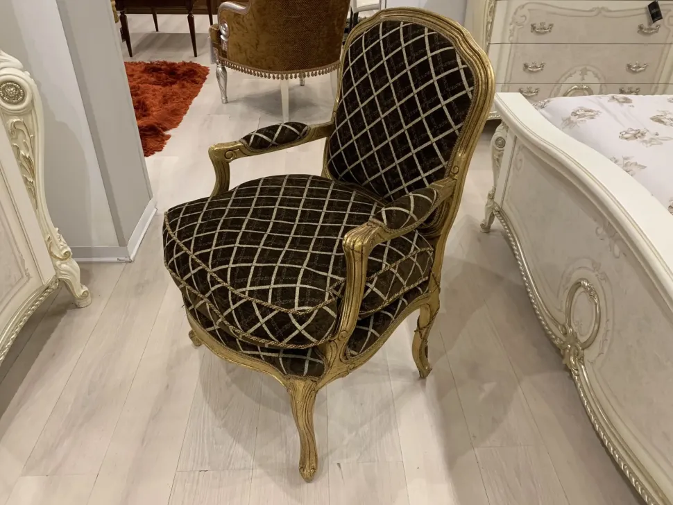 Poltroncina modello Annet Collezione esclusiva in Tessuto in Offerta Outlet