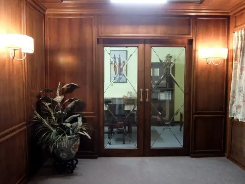 Porta a vetro unico scorrevole Hilton bucalossi in vetro Artigianale in Offerta