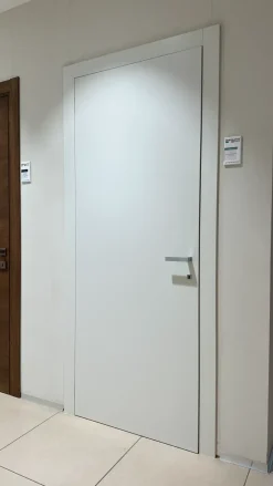 Porta liscia  moderna Bertolotto in offerta