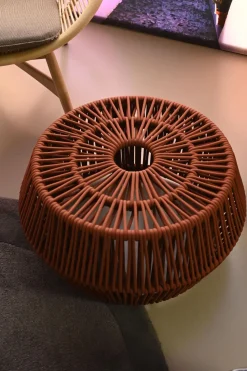 Pouf design modello Rope low Kettal a prezzo scontato