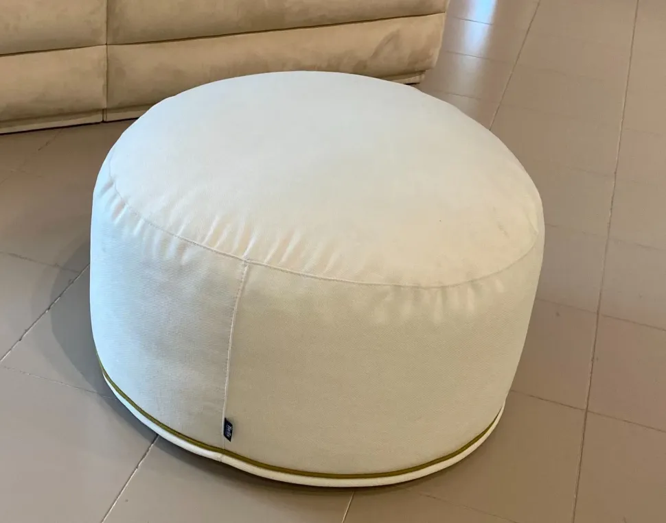 Pouf design modello Soft Twils a prezzo Outlet