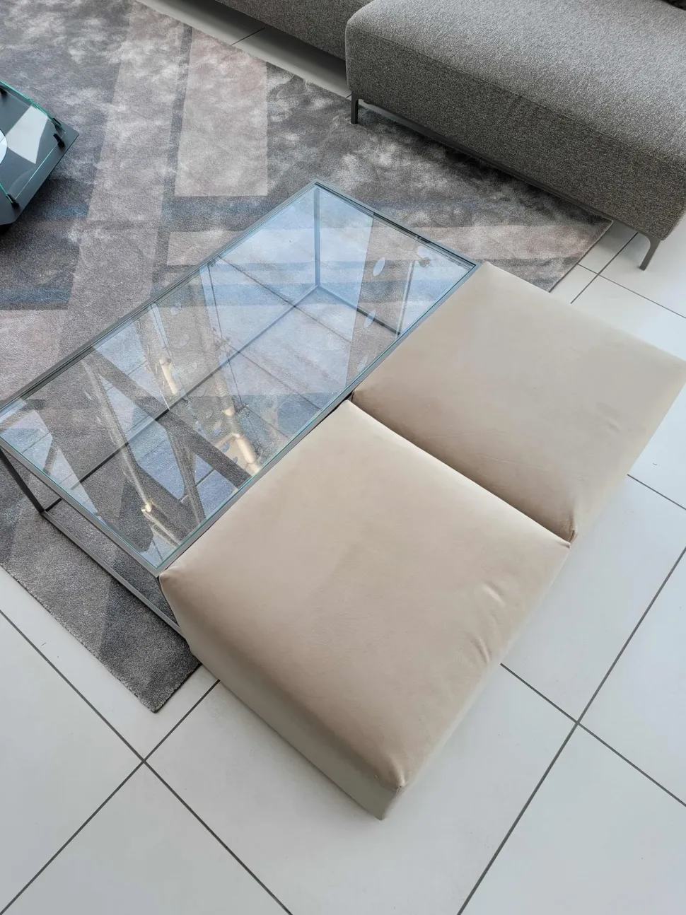 Pouf design modello Unit 2021 Ditre italia a prezzo scontato