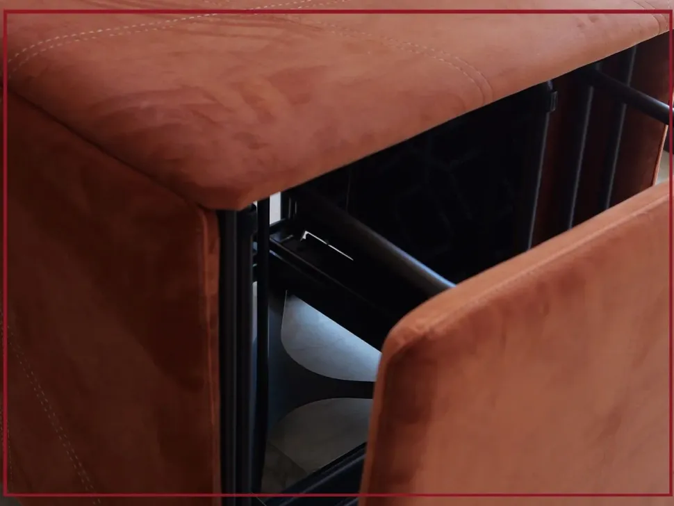 Pouf in tessuto Cubix a marchio Ozzio a prezzo ribassato