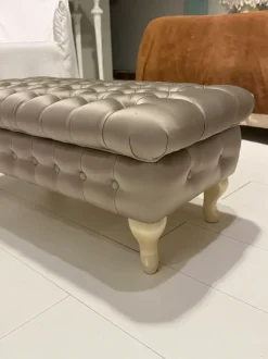 Pouf in tessuto Pouf regina a marchio Giusti portos a prezzo ribassato