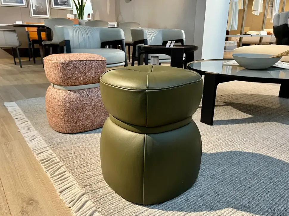 Pouf modello Leplì design Poltrona frau a PREZZI OUTLET