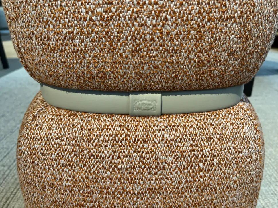 Pouf modello Leplì design Poltrona frau a PREZZI OUTLET