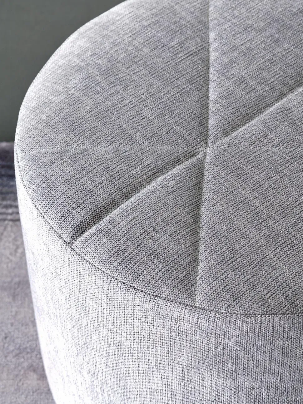 Pouf modello Moon Flou a prezzi outlet