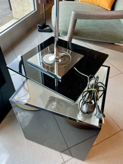 Prezzi ribassati per il tavolino moderno Slide  di Glas italia