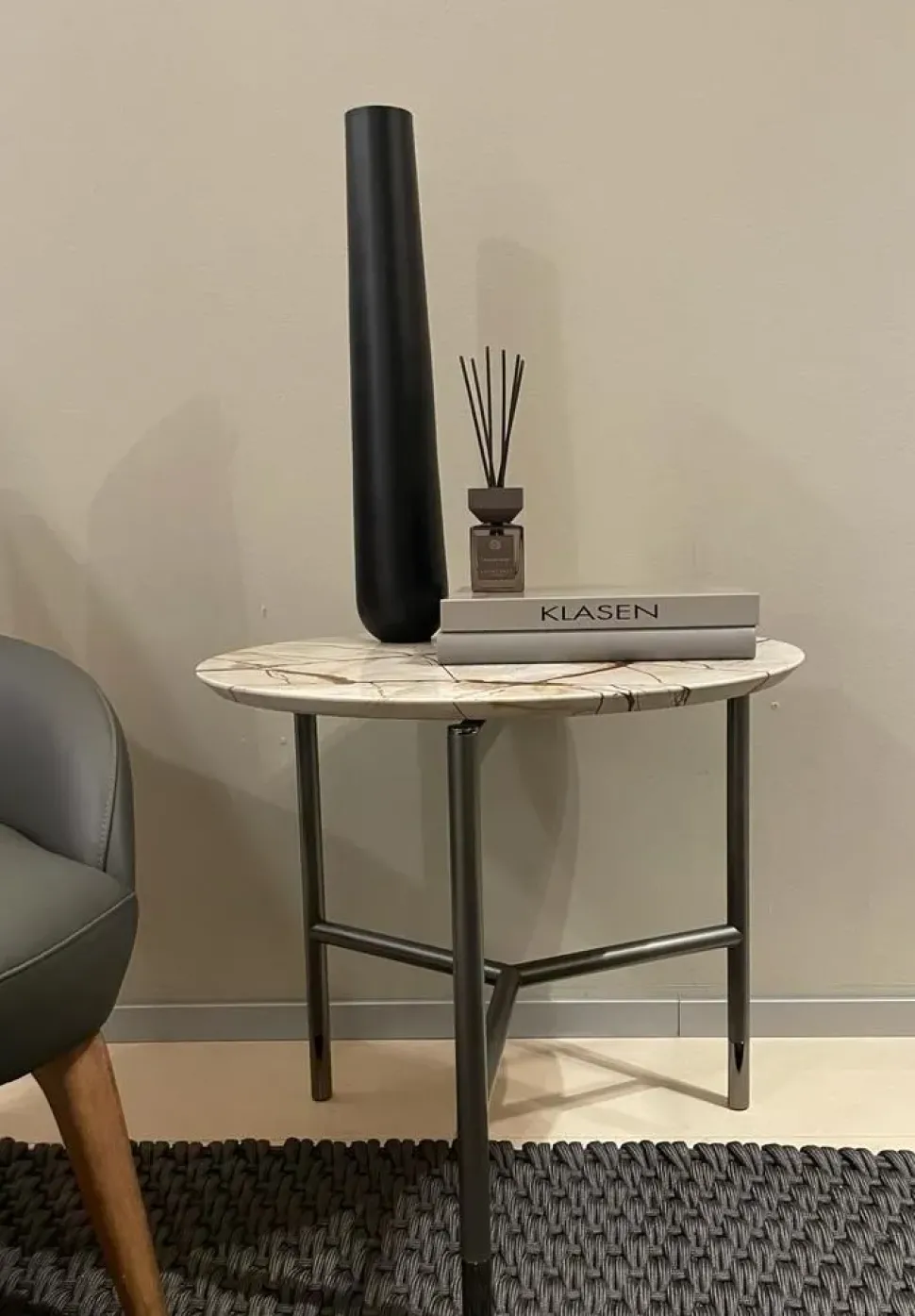 Prezzi ribassati per il tavolino design Iko di Flou