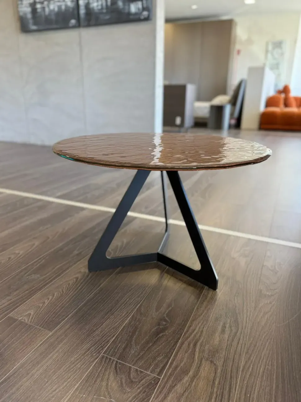 Prezzi ribassati per il tavolino moderno Lakes di Fiam