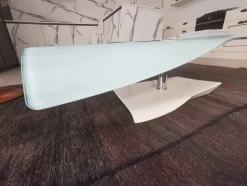 Prezzi ribassati per il tavolino design Navile di Artigianale