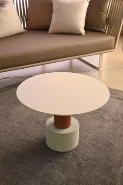 Prezzi ribassati per il tavolino design Roll di Kettal