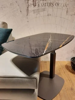 Prezzi ribassati per il tavolino design Servus di Easyline