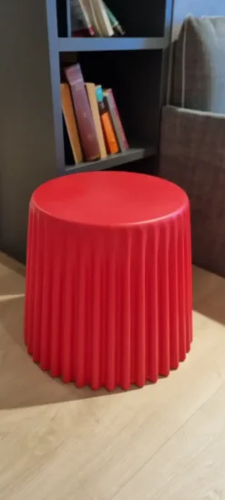 Prezzi ribassati per il tavolino moderno Tavolino rosso di Artigianale