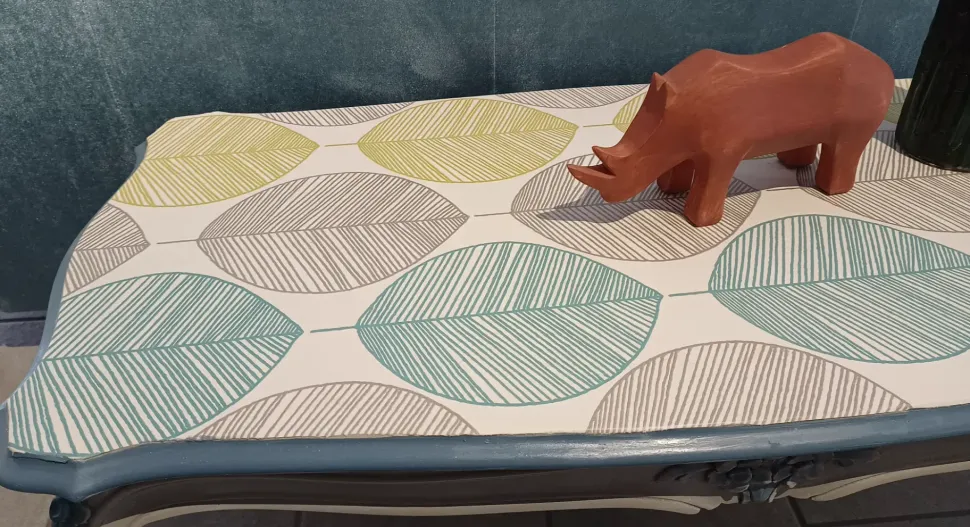 Prezzi ribassati per il tavolino classico Ever di Artigianale