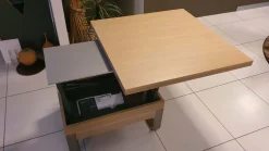 Prezzi ribassati per il tavolino moderno Joge di Ozzio