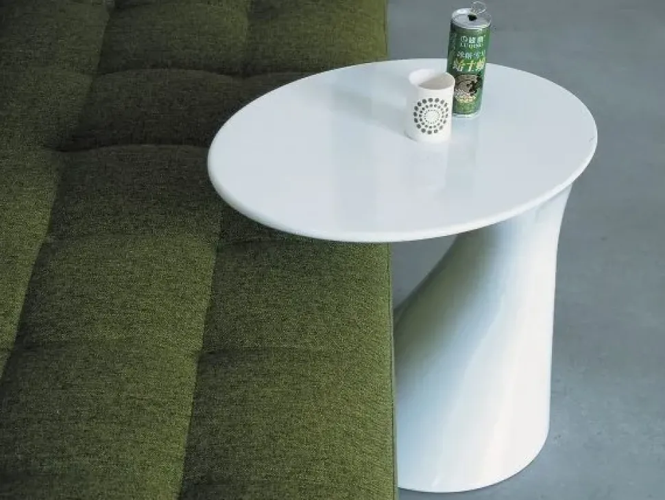 Prezzi ribassati per il tavolino design Tod 634 zanotta di Zanotta