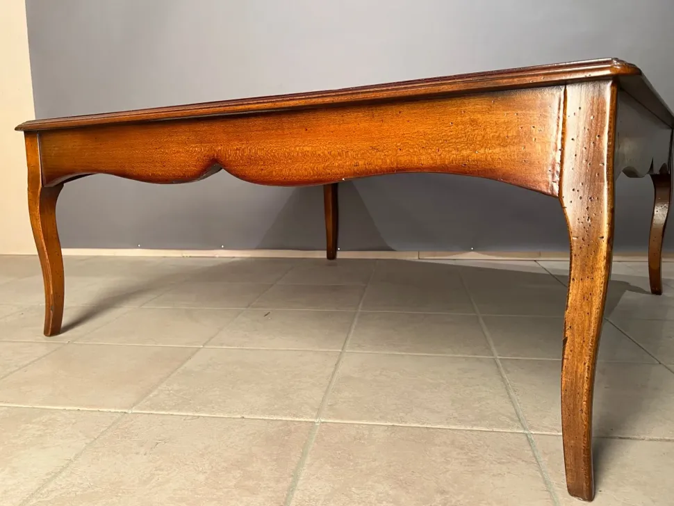 Prezzi ribassati per il tavolino classico M5 210 di Marchetti