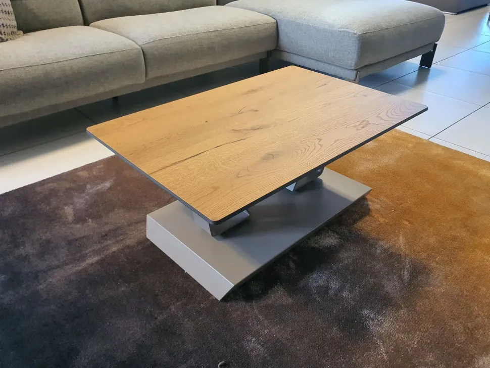 Prezzi ribassati per il tavolino moderno Twist di Easyline