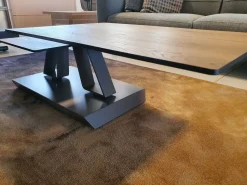 Prezzi ribassati per il tavolino moderno Twist di Easyline