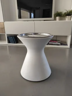 Prezzi ribassati per il tavolino design Buddy  di Molteni & c