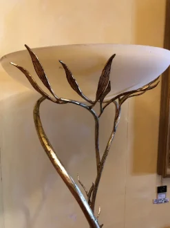 Progettista Interni: Lampada da terra Olivia, stile classico, prezzi vantaggiosi.