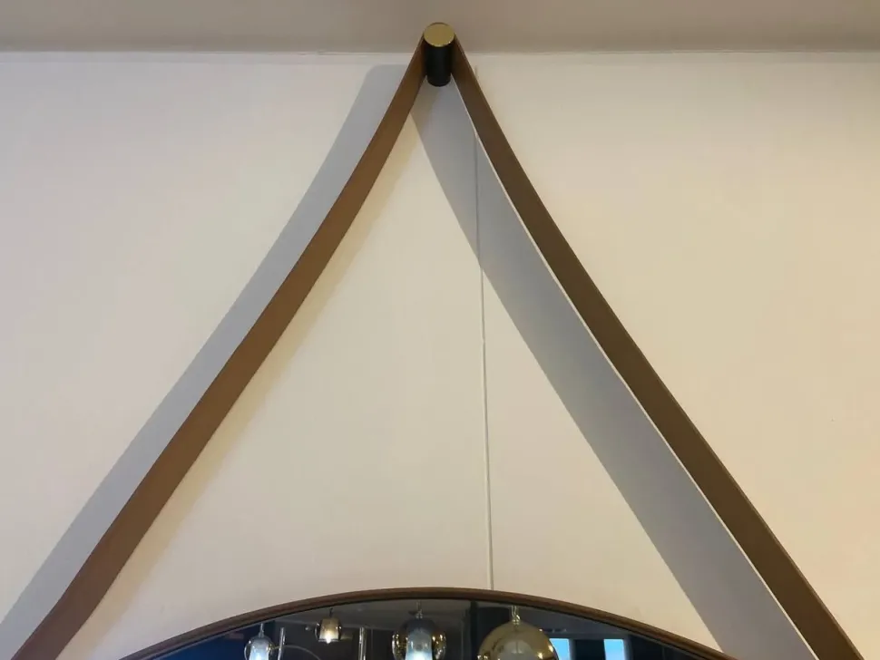 Richiedi il prezzo dello specchio modello Drop di Poliform