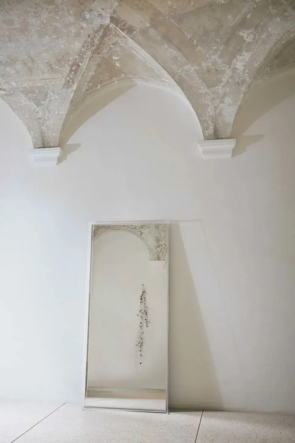 Richiedi il prezzo dello specchio modello Only me di Kartell