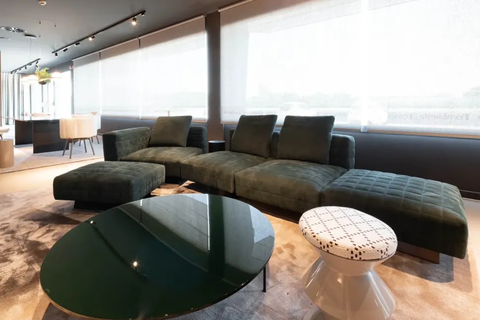 Richiedi il prezzo riservato del divano Con penisola Twiggy Minotti nella fotografia