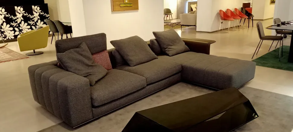 Richiedi ora il prezzo del Divano con penisola Freeman Minotti in foto