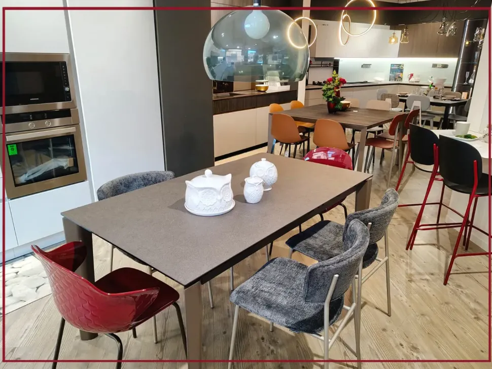 Richiedi ora il prezzo del tavolo Band cb/4857 r 160 Connubia