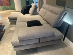 Richiedi ora il prezzo del divano Con penisola Toby wing Calia nella fotografia