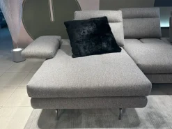 Richiedi ora il prezzo del divano Con penisola Toby wing Calia nella fotografia