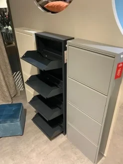 Scarpiera in metallo Scarpiera j di Collezione esclusiva a prezzi outlet