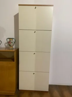 Scarpiera modello Elite di Artigianale in melaminico a prezzo Outlet