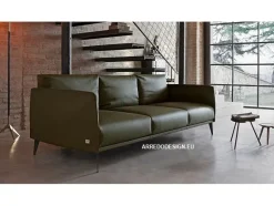 Sconti su Doimo Salotti! Venite al nostro showroom per scoprire la nostra selezione di divani Stuart a prezzi imbattibili!