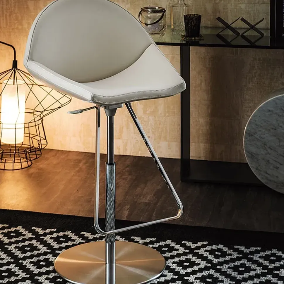 Sconto su Sgabello Kiss Cattelan Italia. Acquista ora!