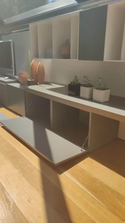 Scopri Box 18 di Novamobili: laccato opaco con sconto -30%. Non perdere l'occasione!